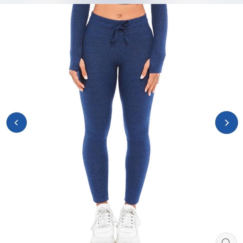 BNWT ILUS ribbed joggers